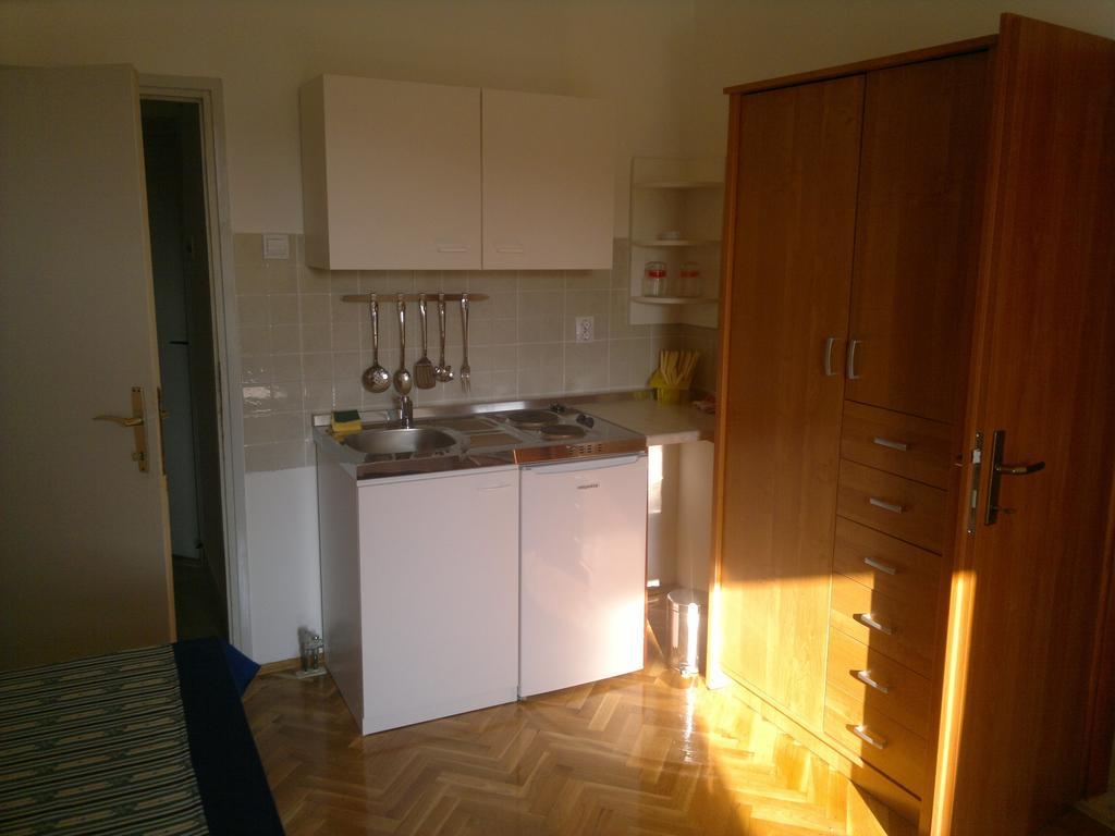 Lino Apartments Rovinj Room photo